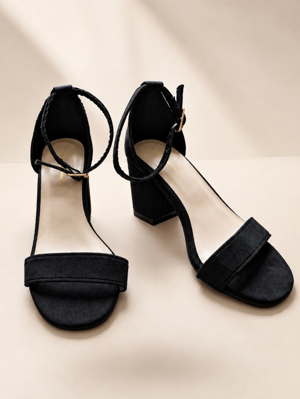 Streetwear Society Black Block Heel Sandals - Size 7 - Picture 3 of 4